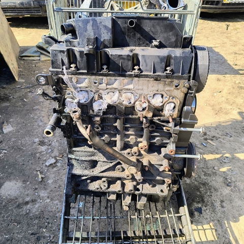 Двигатель в сборе 03G100037H VAG