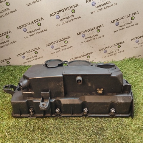 03G103475D Клапанная крышка купить Черновцы