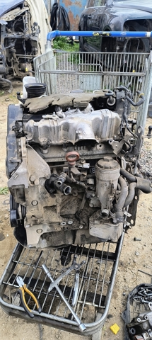 VAG 03L100034F Двигатель в наличии Полтава