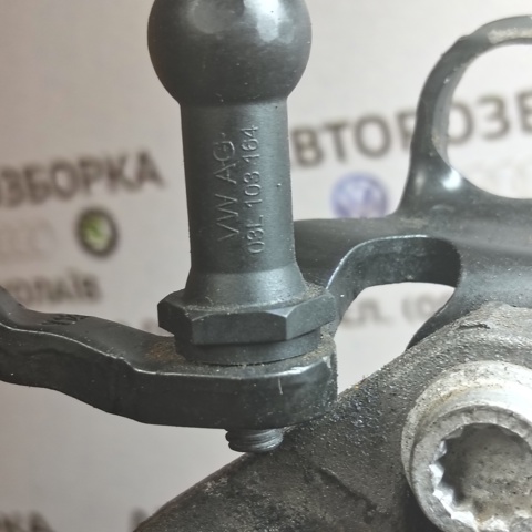 VAG 03L103164 Подушка декоративной крышки мотора в наличии Винница