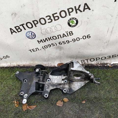 Кронштейн крепления генератора Mazda CX-9