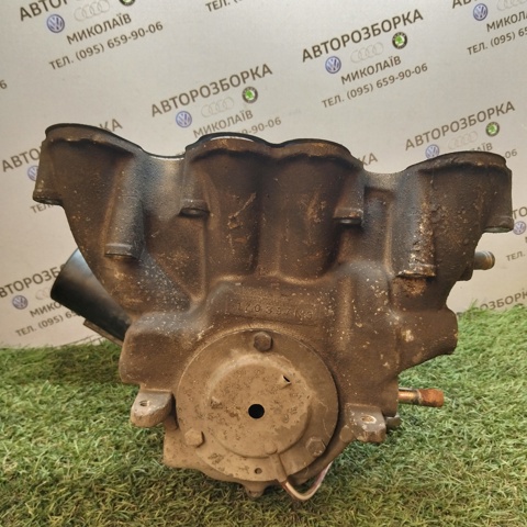 VAG 051129713 Коллектор впускной в наличии Полтава