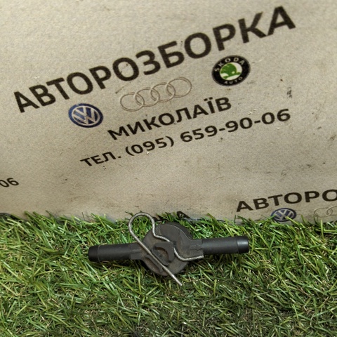 Обратный клапан возврата топлива 057127247A VAG