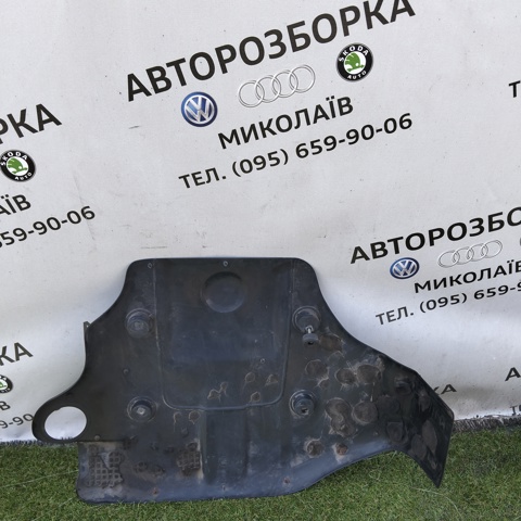 VAG 059103925C Крышка двигателя в наличии Черкассы