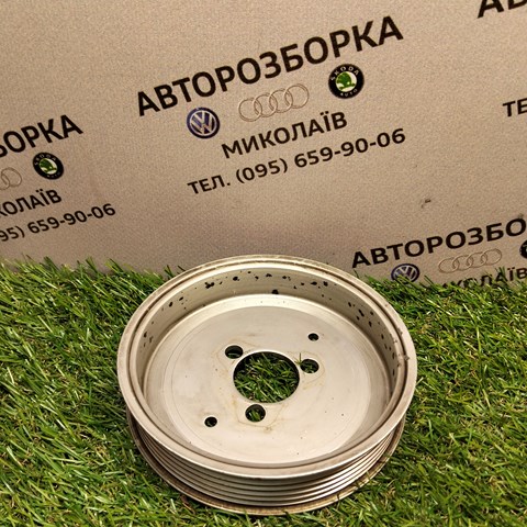 Шкив водяной помпы Ауди А4 B8