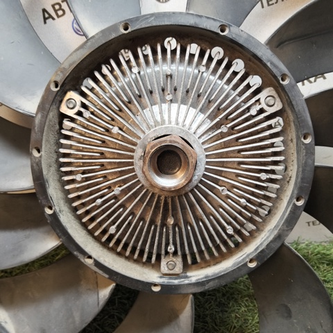 VAG 059121301A Вентилятор (крыльчатка) радиатора охлаждения в наличии Чернигов