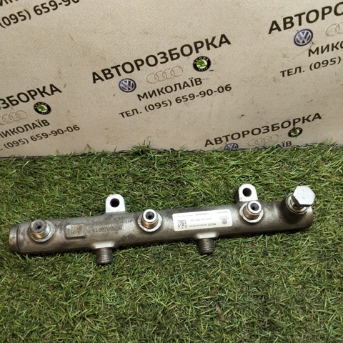 VAG 059130090AH Распределитель топлива (рампа) правый в наличии Чернигов