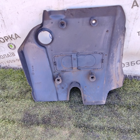 06A103925AR VAG Крышка двигателя купить в Киев