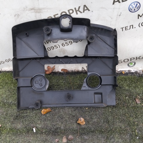 06A103925CH VAG Крышка двигателя купить в Николаев