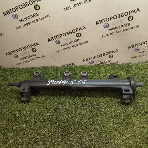Топливная рампа 06A133317AS VAG