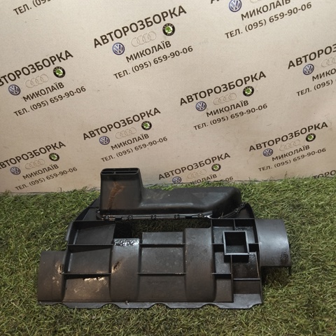 06B103623C Маслоотражатель поддона двигателя купить Ровно