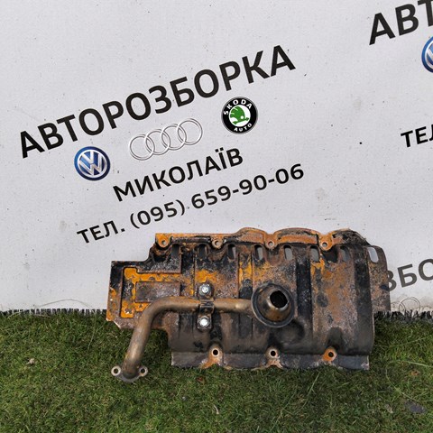 VAG 070115220C Маслоотражатель поддона двигателя в наличии Украина