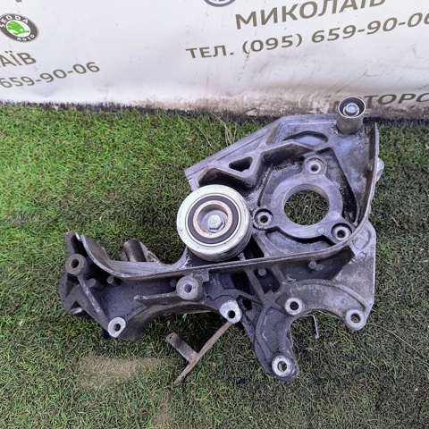 076145167 Кронштейн генератора купить Житомир