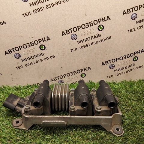 Катушка зажигания Ауди 100 C4