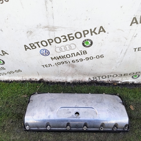 VAG 07Z103469 Крышка клапанная в наличии Полтава