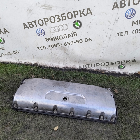 Крышка клапанов 07Z103469 VAG