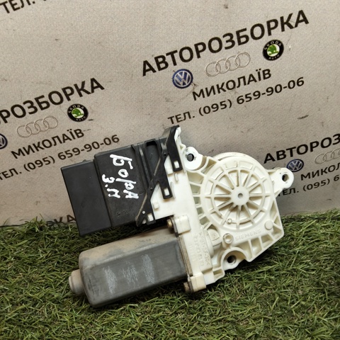 101438202 Мотор стеклоподъемника двери задней правой купить Сумы