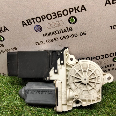 VAG 1C1959802A Мотор стеклоподъемника двери передней правой в наличии Павлоград