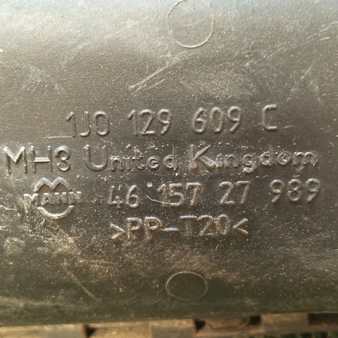 VAG 1J0129609C Воздухозаборник воздушного фильтра в наличии Черкассы