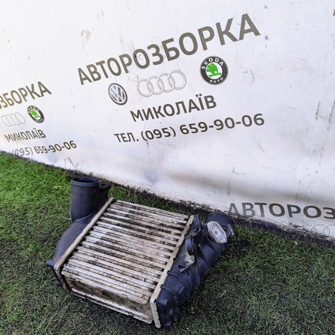 Радиатор интеркуллера 1J0145803T VAG