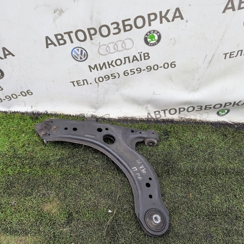VAG 1J0407151C Рычаг передней подвески нижний левый/правый в наличии Киев