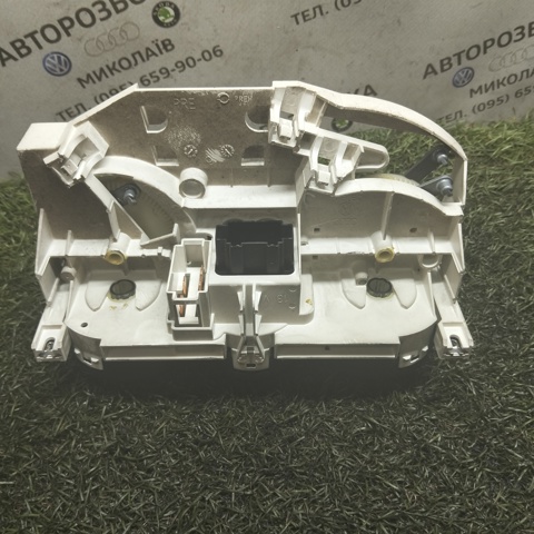 VAG 1J0820045E Блок управления режимами отопления/кондиционирования в наличии Каменское