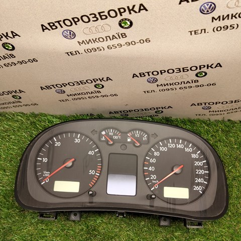 1J0920825C Приборная доска (щиток приборов) купить Черкассы