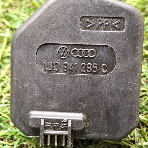 1J0941295C VAG Корректор фар купить в Черновцы