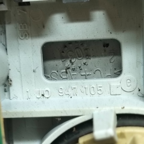 1J0947105 VAG купить в Ровно