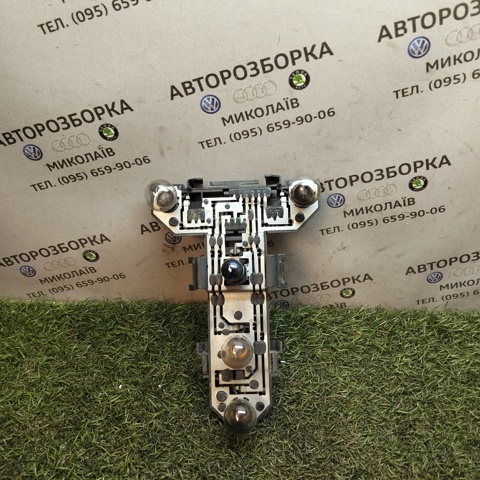 Цоколь (патрон) заднего фонаря 1J5945257 VAG