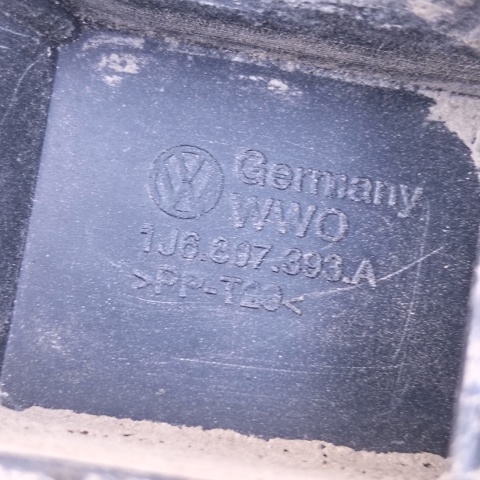 VAG 1J6807393A Кронштейн бампера заднего левый в наличии Павлоград