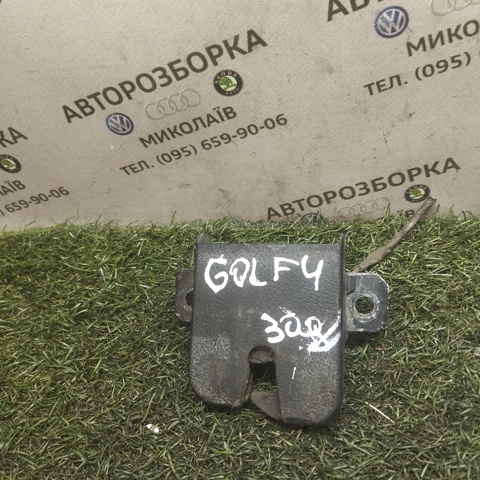 Замок крышки багажника Volkswagen Golf 4