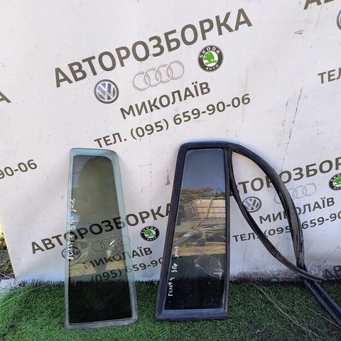 VAG 1J9845215A Стекло-форточка двери задней левой в наличии Киев