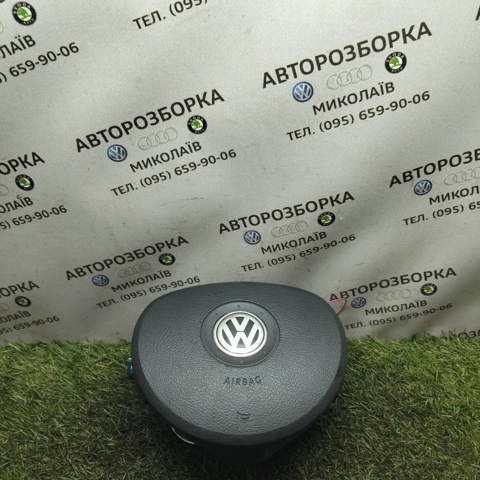 Подушка AIRBAG водительская 1K0880201N VAG