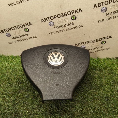 Подушка AIRBAG водительская 1K0880201P1QB VAG