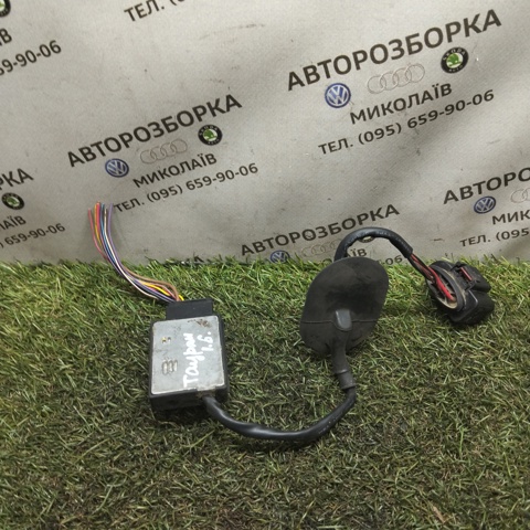 VAG 1K0906093J Модуль управления (ЭБУ) топливным насосом в наличии Киев