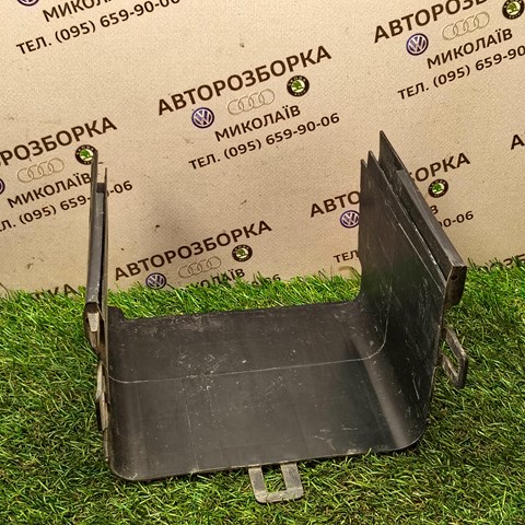 Крышка ящика аккумулятора 1K0915336 VAG