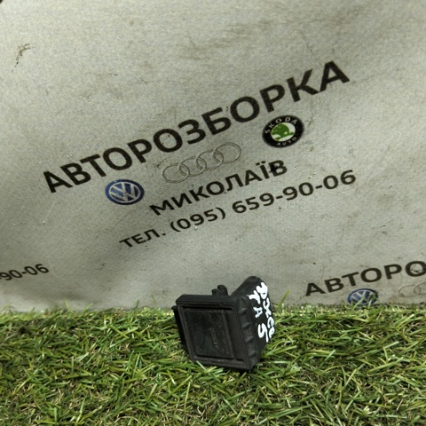 1K0927810C Датчик положения педали сцепления купить Ужгород