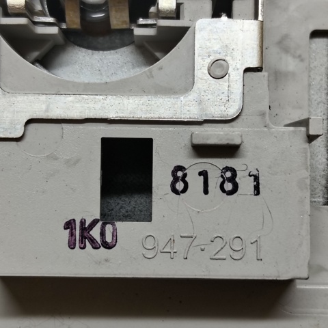 VAG 1K0947291 Плафон освещения салона (кабины) задний в наличии Чернигов