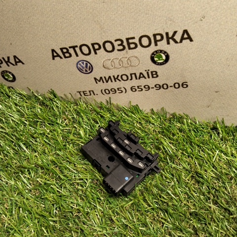 Датчик угла поворота рулевого колеса 1K0959654 VAG
