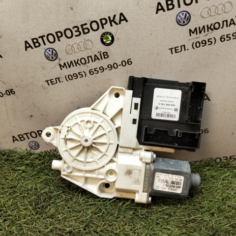 VAG 1K0959793C Мотор стеклоподъемника двери передней левой в наличии Ирпень