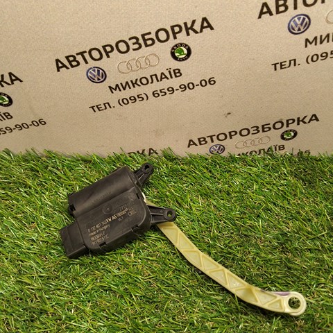 Привод заслонки печки Фольксваген Туран 1