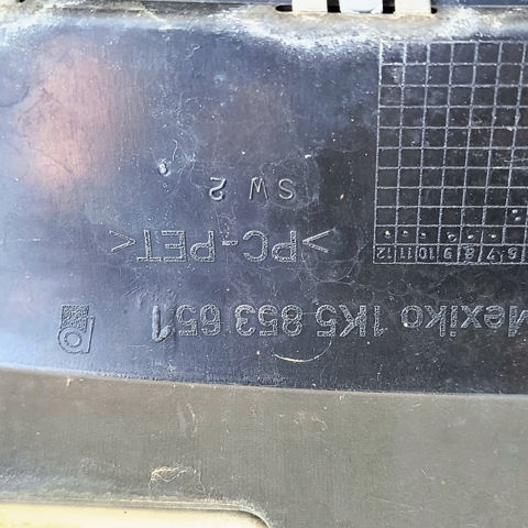 VAG 1K5853651 Решетка радиатора в наличии Украина