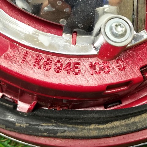 VAG 1K6945108C Фонарь задний правый внутренний в наличии Хмельницкий