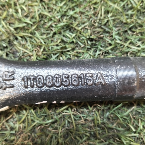 VAG 1T0805615A Крюк буксировочный в наличии Ирпень