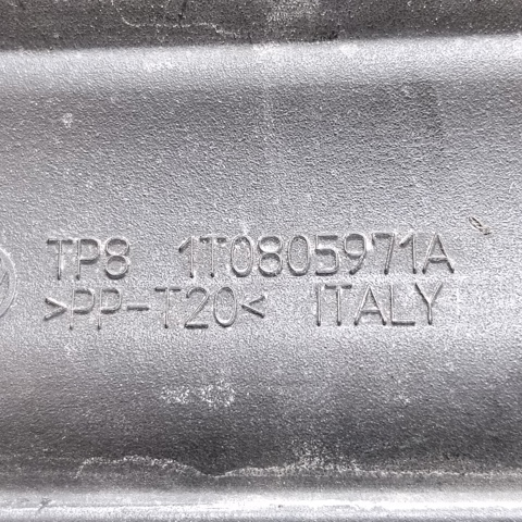 VAG 1T0805971A Воздухозаборник воздушного фильтра в наличии Чернигов