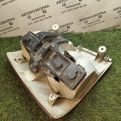 1T0945095F Фонарь задний левый купить Киев