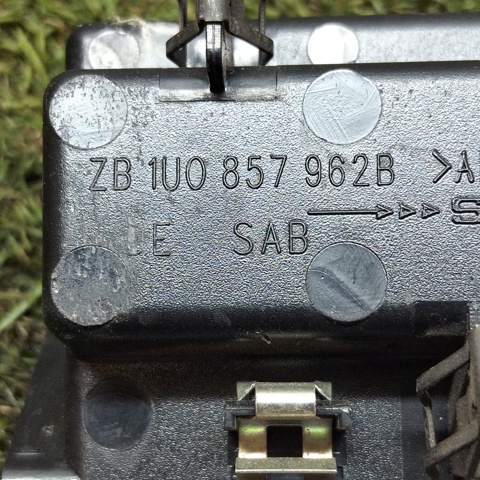 1U0857962B VAG купить в Ужгород