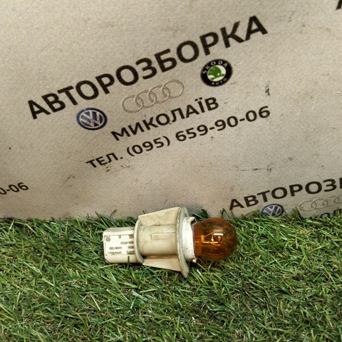Цоколь (патрон) лампочки указателя поворотов 1U0953123B VAG
