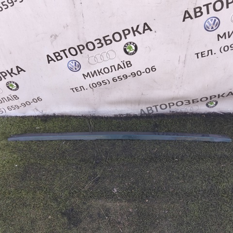 1U6807641 VAG Решетка радиатора купить в Тернополь